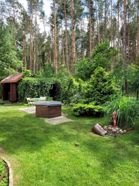 Dom Wakacyjny Merlin Nad Jeziorem Jodlow Slawa Radzyn Exterior foto